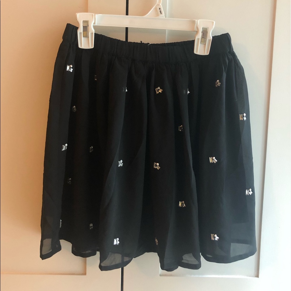Black skirt